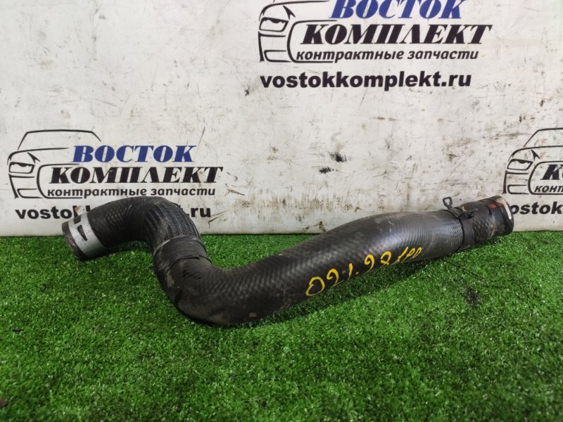 Патрубок системы охлаждения верхний Mazda MPV LY3P L3-VE