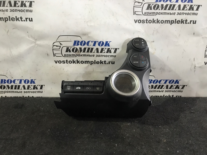 Блок управления климат-контролем Honda Fit 2008 GE8 L15A