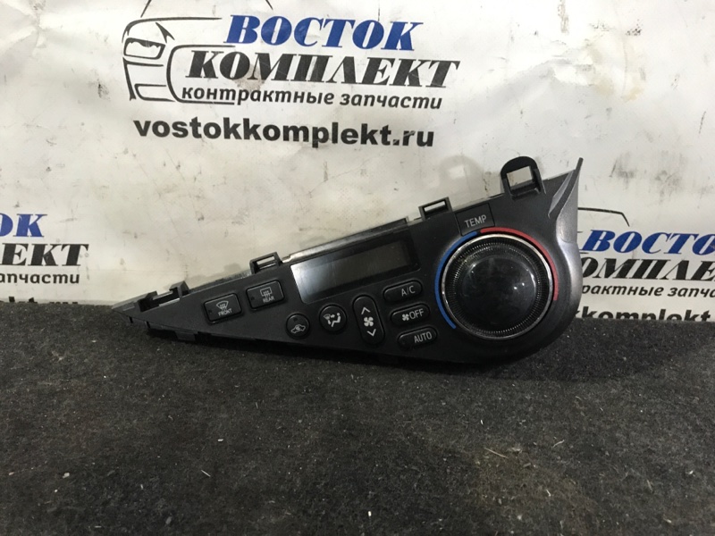 Блок управления климат-контролем Toyota Aqua 2013 NHP10 1NZ-FXE