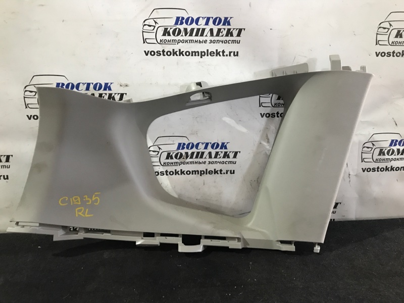 Накладка багажника Honda Fit 2011 GE6 L13A зад лев