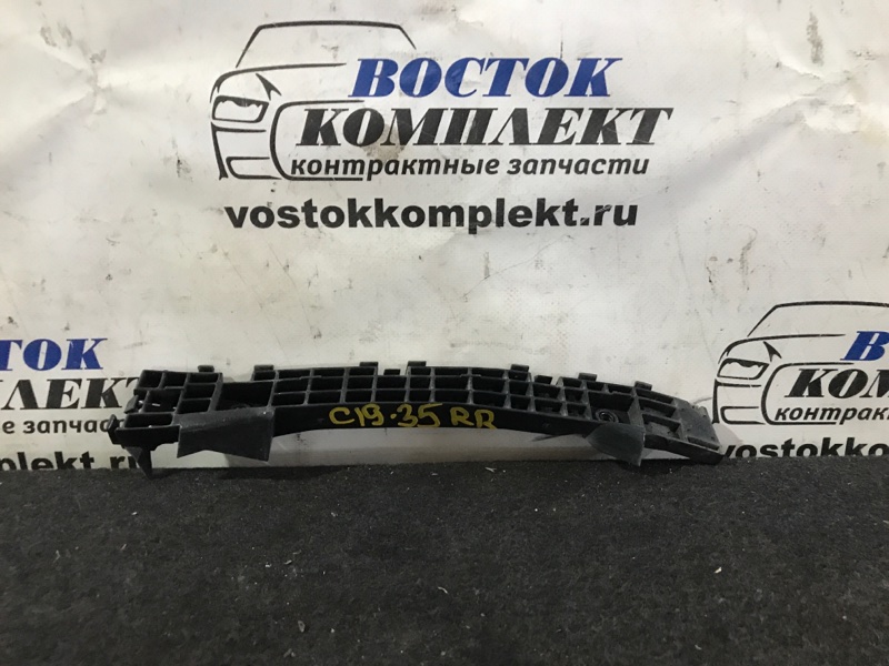 Клипса бампера Honda Fit 2011 GE6 L13A зад прав