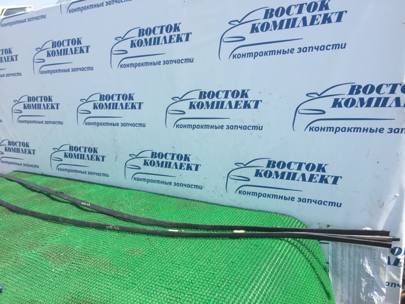 Молдинг крыши Honda Stream RN6 R18A