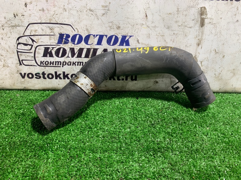 Патрубок системы охлаждения верхний Toyota Vitz KSP90 1KR-FE