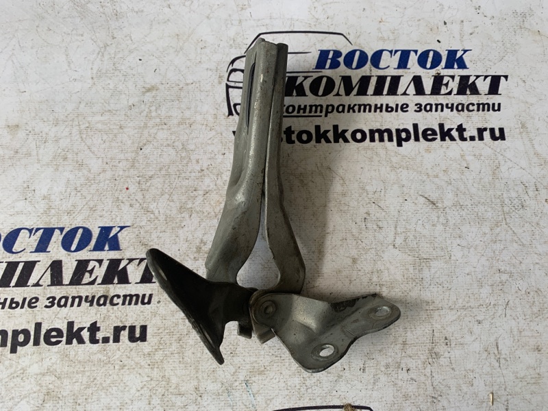 Петля капота Toyota Duet M101A K3-VE