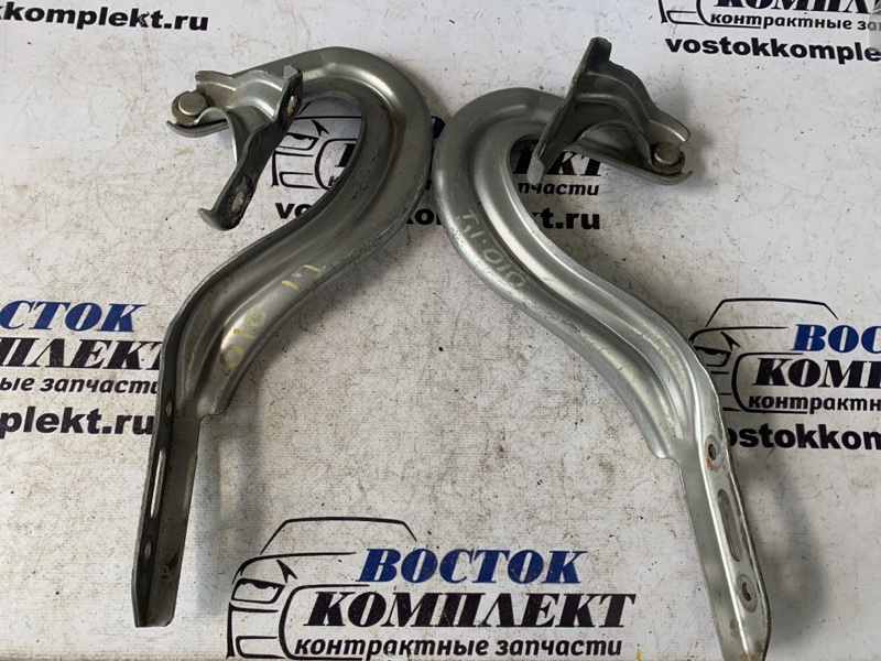 Петля капота Honda Mobilio Spike GK1 L15A