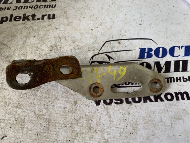 Петля капота Honda Stepwgn RF1 B20B прав