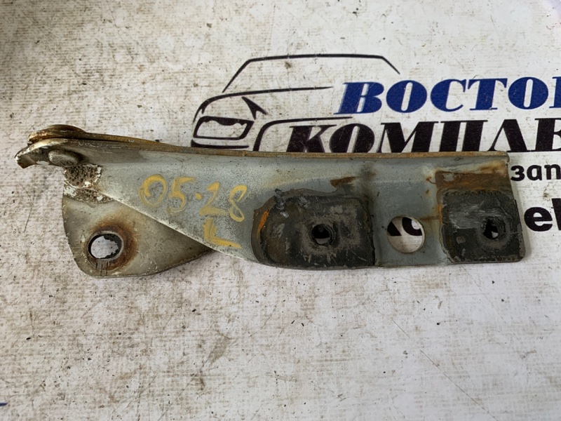 Петля капота Honda Saber UA5 J32A лев