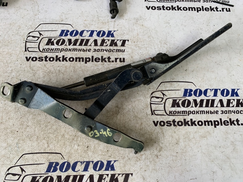 Петля капота правая Opel Vectra Z22SE контрактная