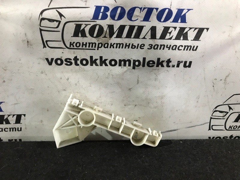 Клипса бампера Mitsubishi Mirage 2013 A05A 3A90 перед лев