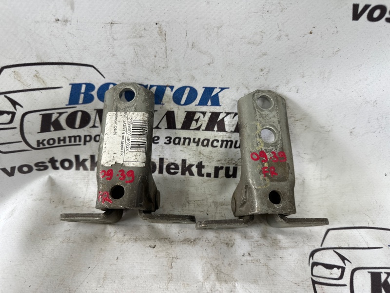 Петля двери Mitsubishi RVR GA3W 4B10 перед прав