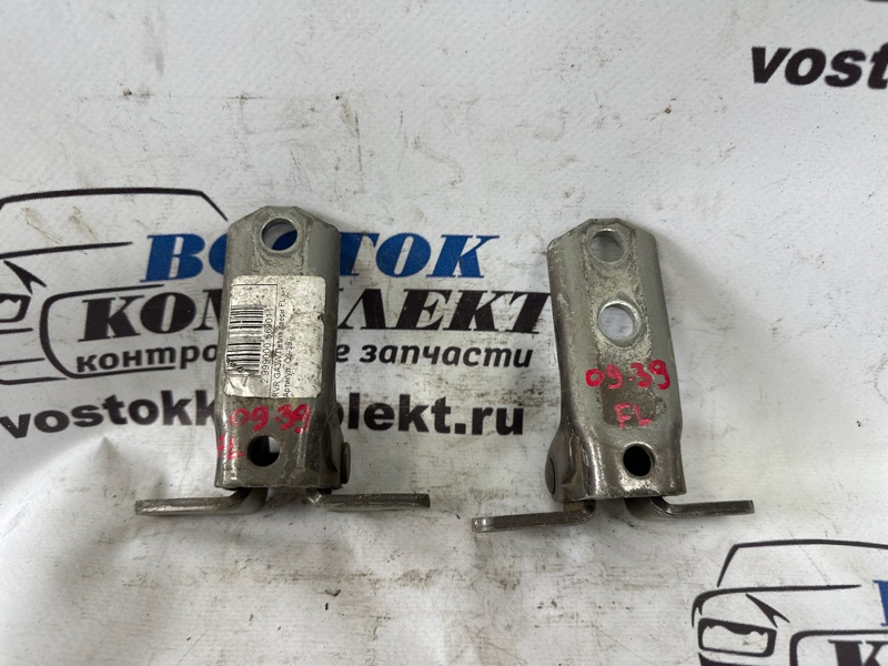 Петля двери Mitsubishi RVR GA3W 4B10 перед лев