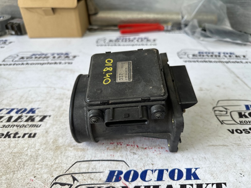 Датчик расхода воздуха Mitsubishi Debonair 1999 S26A 6G74