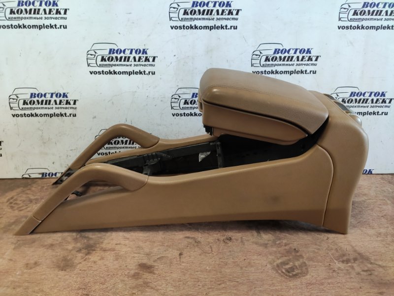 Подлокотник Porsche Cayenne 2003 955 M48.00