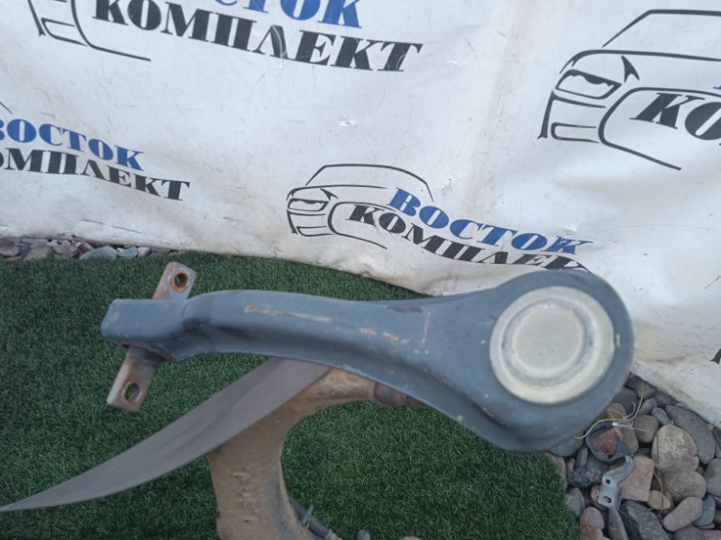 Рычаг подвески Honda Saber 1997 UA1 G20A зад лев