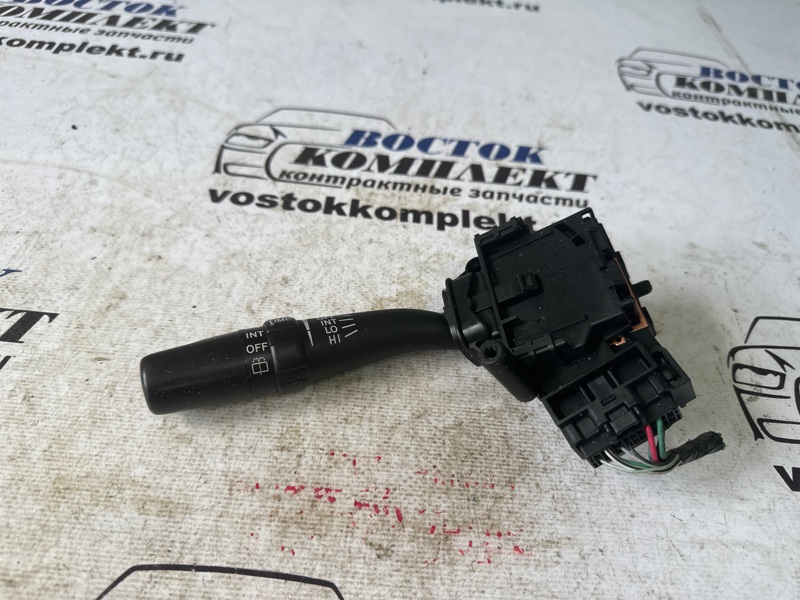 Переключатель подрулевой Toyota Isis ANM15W 1AZ-FSE