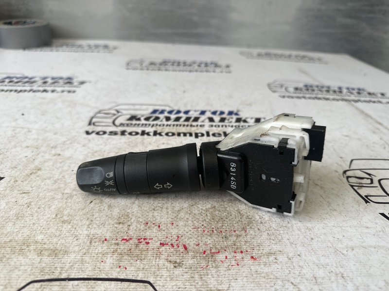 Переключатель подрулевой Nissan Lafesta B30 MR20DE