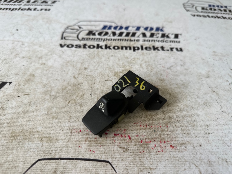 Переключатель подрулевой BMW 525I E60 M54B25