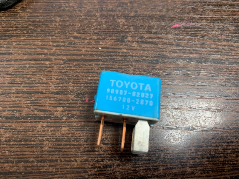 Реле Toyota Caldina ZZT241W 1ZZ-FE