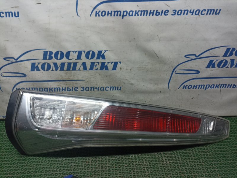 Фонарь стоп-сигнала Suzuki Landy C26 MR20DD прав