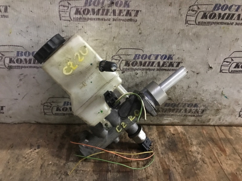 Главный тормозной цилиндр Citroen C5 RW XFUPSA