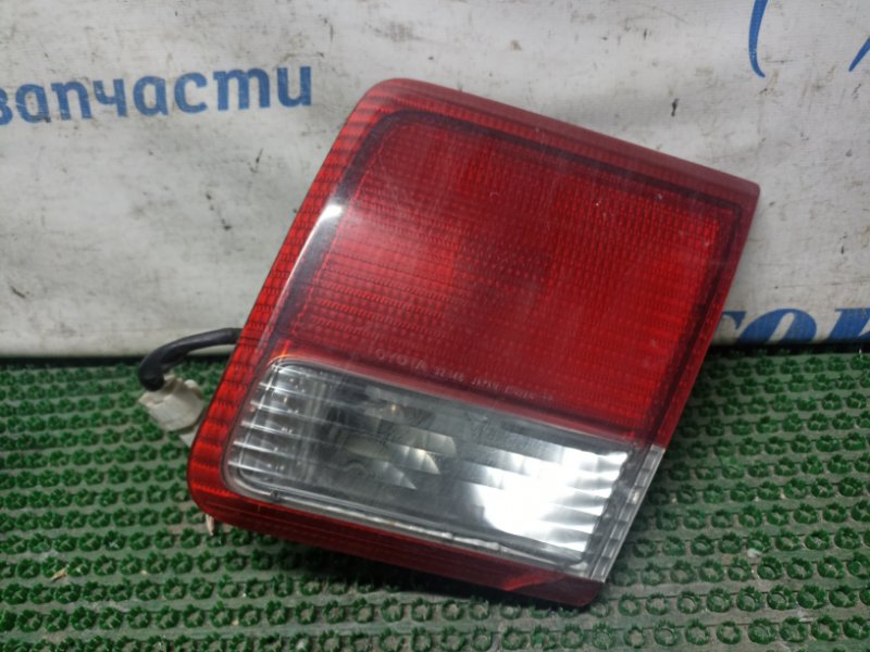 Фонарь вставка багажника Toyota Camry SV40 4S-FE прав