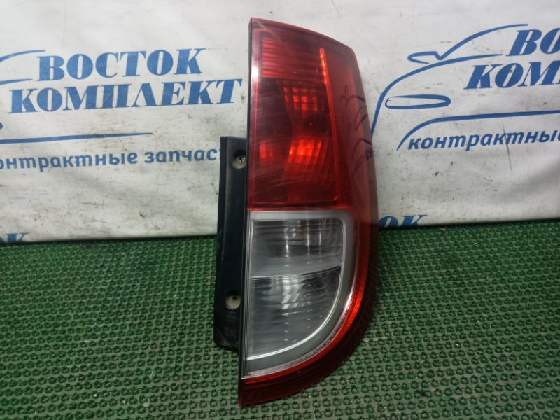 Фонарь стоп-сигнала Nissan Moco MG21S K6A прав
