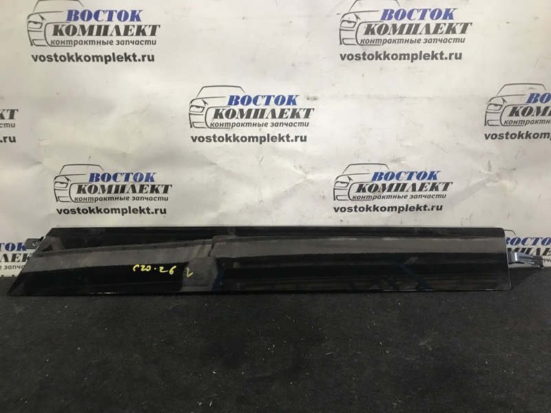 Накладка на крыло Nissan Serena 2012 C26 MR20DD зад лев