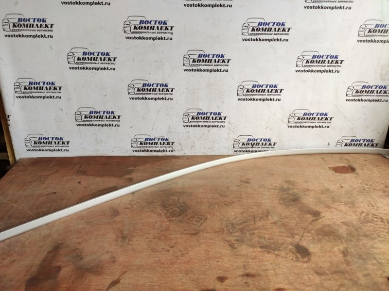 Молдинг крыши Porsche Cayenne 2003 955 M48.00 прав