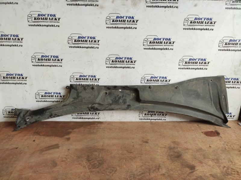 Решетка под лобовое стекло Porsche Cayenne 2003 955 M48.00