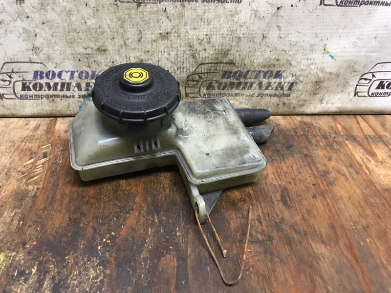 Бачок тормозной Honda Stepwgn RG1 K20A