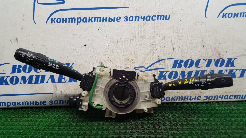Переключатель подрулевой Toyota Celsior UCF20