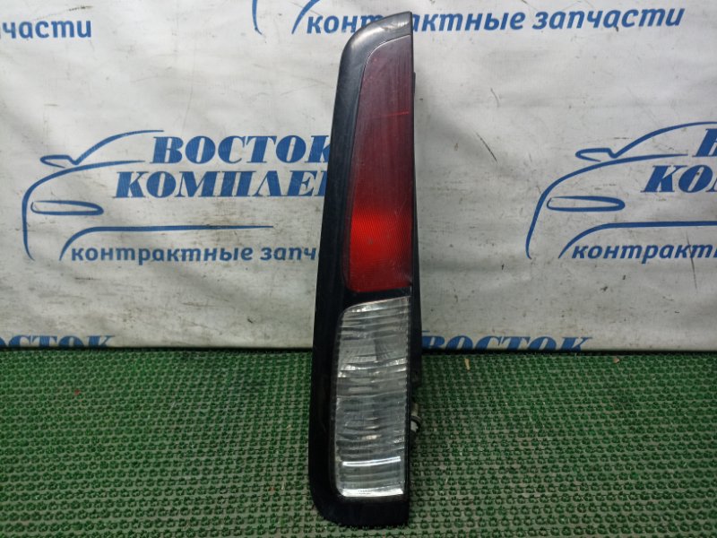 Фонарь стоп-сигнала Nissan Cube AZ10 CG13DE лев