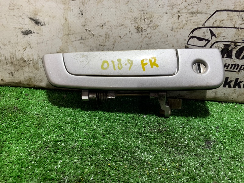 Ручка двери наружная Mitsubishi Dingo CQ2A 4G15 перед прав