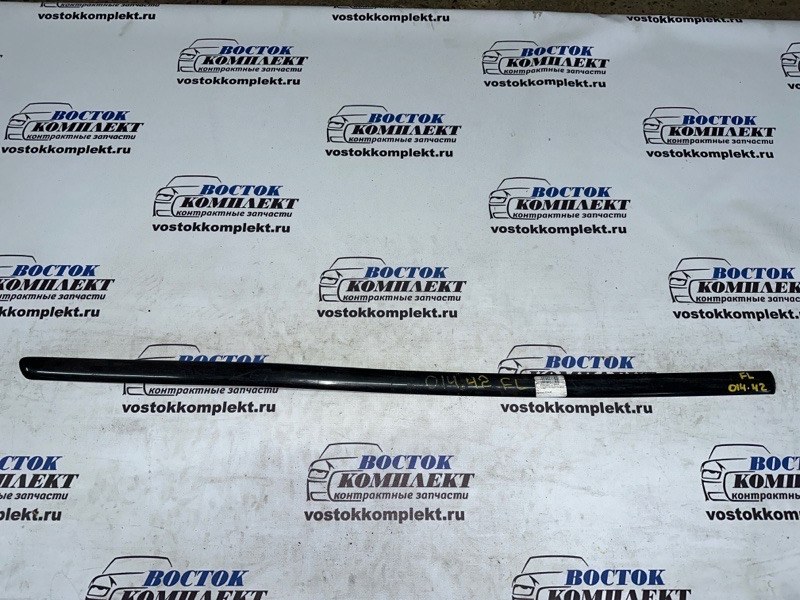 Молдинг на дверь Mazda Familia S-wagon 2003 BJ5W ZL-VE перед лев