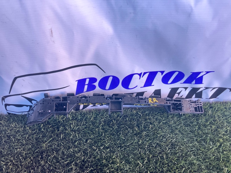 Клипса бампера Honda Fit 2014 GK3 L13B зад прав