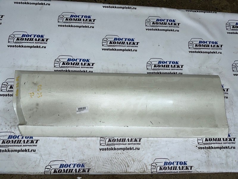 Накладка двери Nissan Serena FC26 MR20DD перед лев