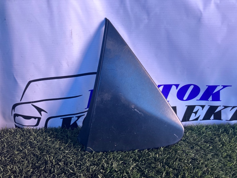 Накладка на крыло Toyota Vitz SCP90 2SZ-FE перед прав