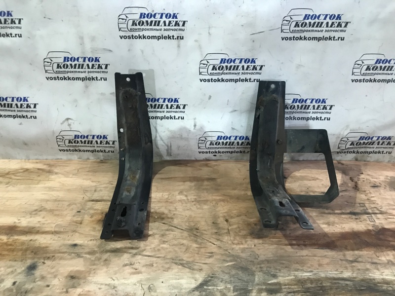 Крепление топливного бака Mazda Titan 2005 SYF6T TF