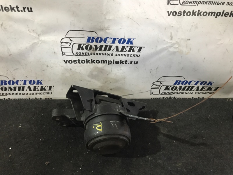 Подушка двигателя Toyota Ractis SCP100 2SZ-FE прав