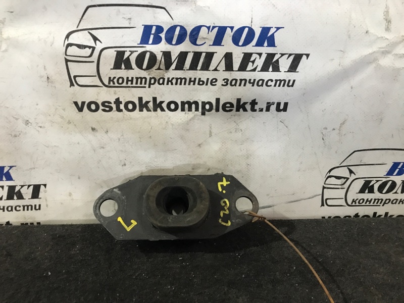 Подушка двигателя Nissan Cube 2007 YZ11 HR15DE лев