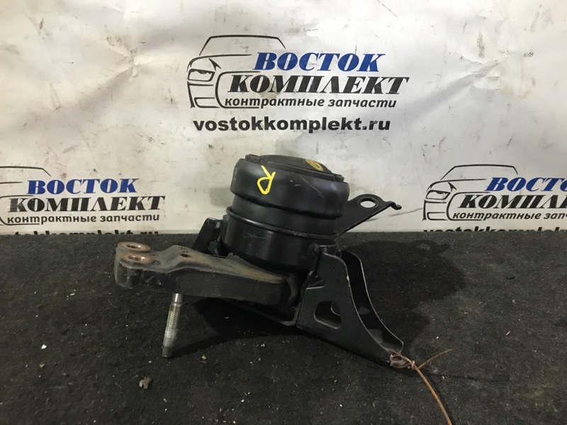 Подушка двигателя Toyota Ractis 2009 SCP100 2SZ-FE прав