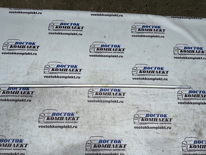 Молдинг на дверь BMW 525I E60 M54B25 перед прав