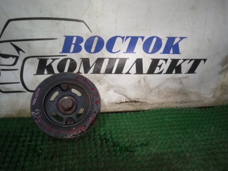 Шкив коленвала Mazda Demio 2005 DY3W ZJ-VE