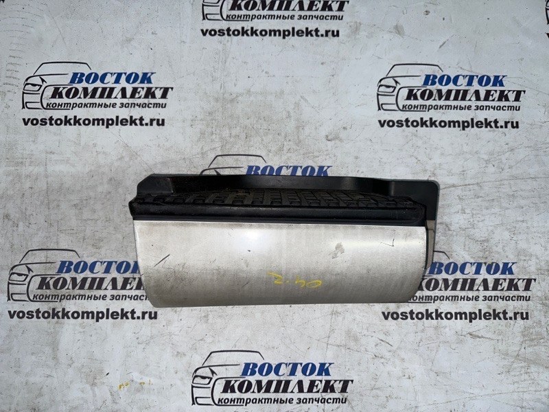 Подножка Mazda Bongo SKP2M L8 перед прав