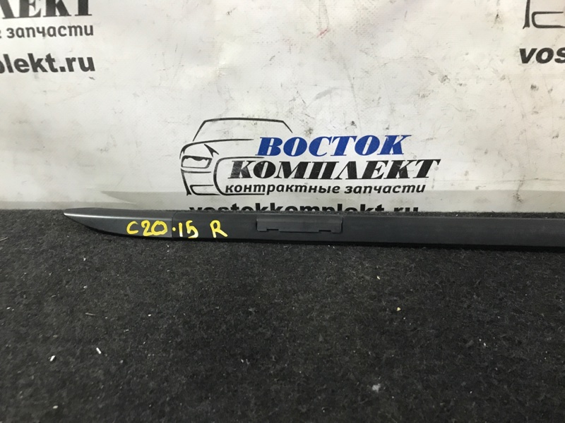 Молдинг крыши Nissan Elgrand 2010 ME51 VQ25DE прав