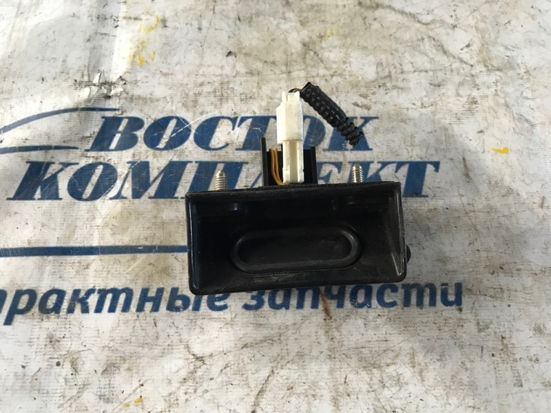 Ручка двери багажника Honda Stepwgn 2010 RK1 R20A