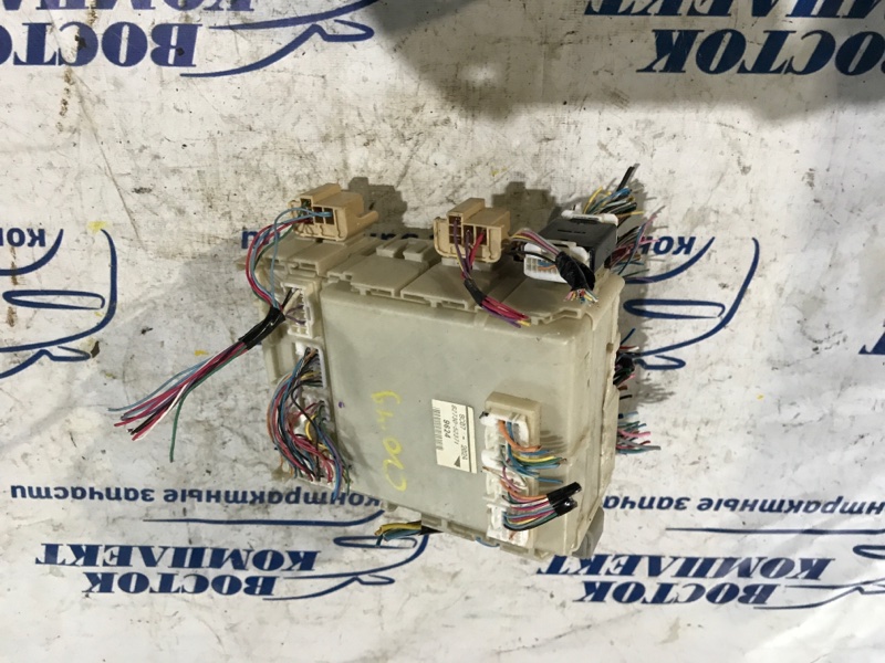 Блок предохранителей салонный Toyota Vitz 2008 NCP91 1NZ-FE