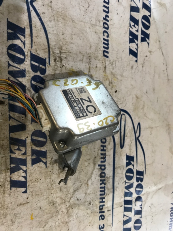 Блок управления Nissan AD 2017 VZNY12 HR16DE