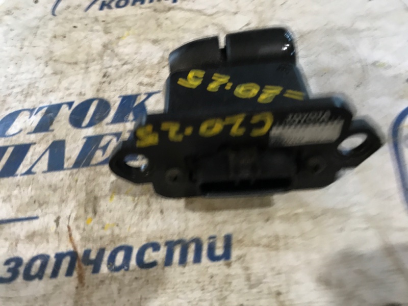 Датчик расхода воздуха Toyota Granvia 1999 VCH28K 5VZ-FE