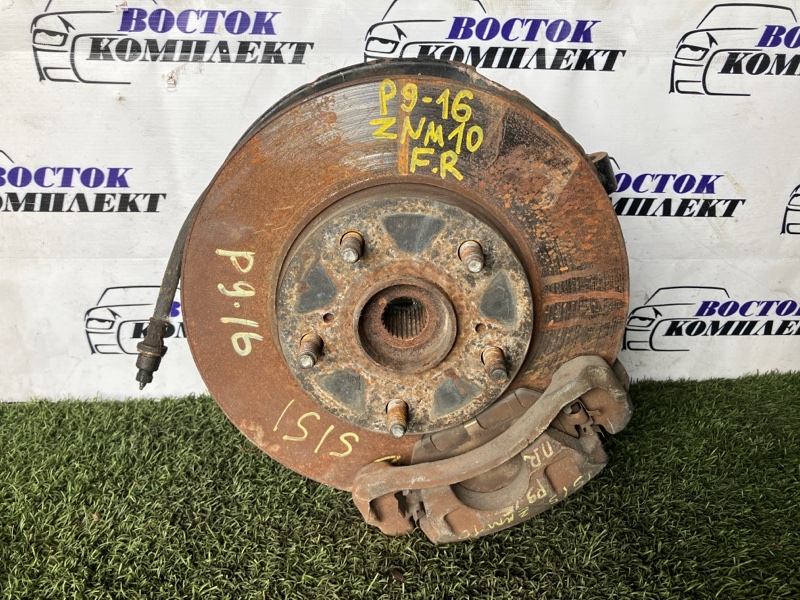 Диск тормозной Toyota Isis ZNM10G 1ZZ-FE перед